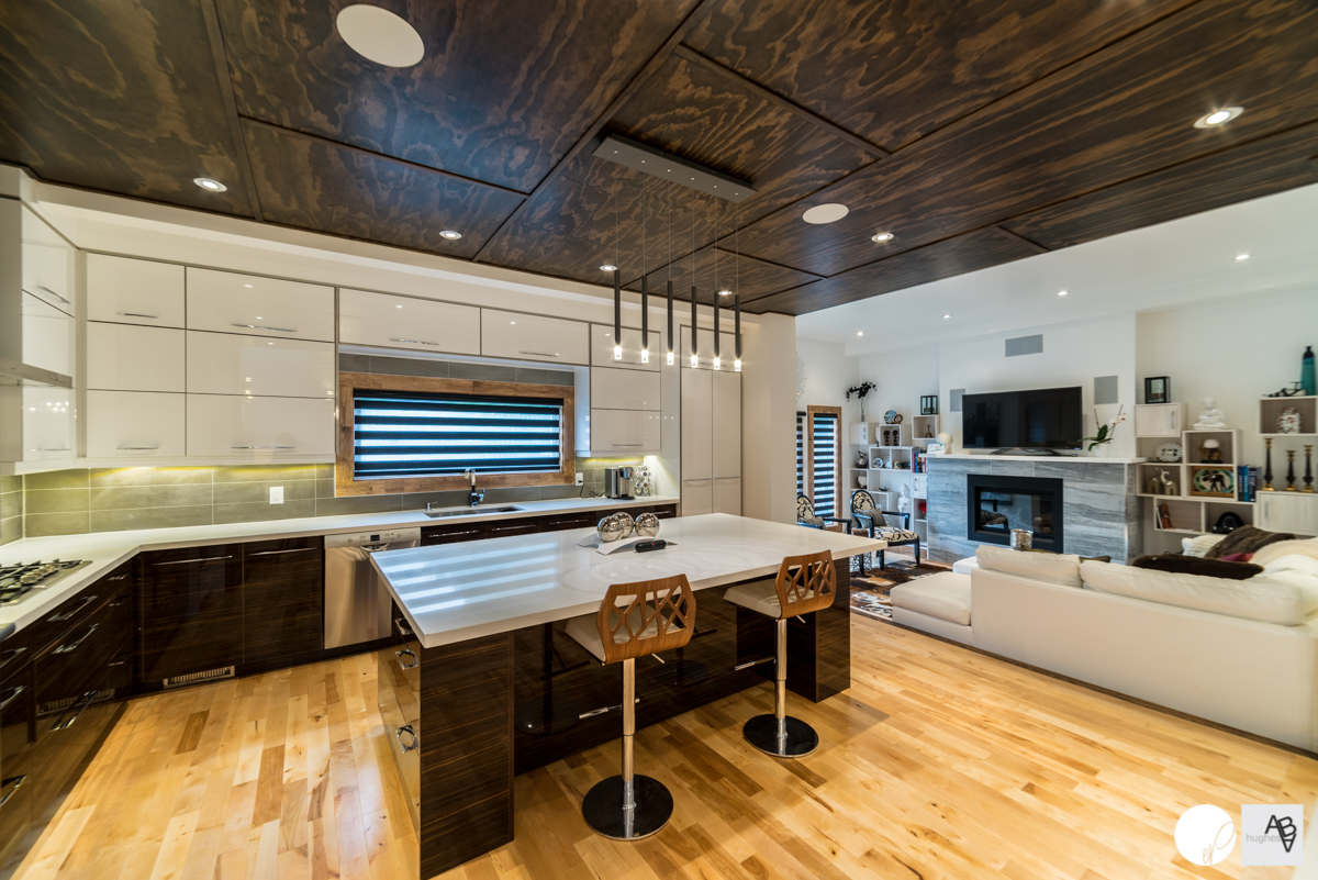 Featured central skylight well.