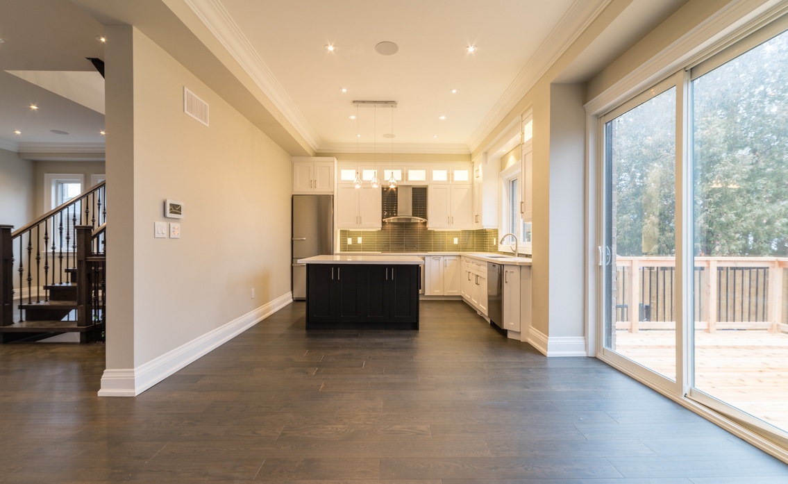 Double volume entrance.